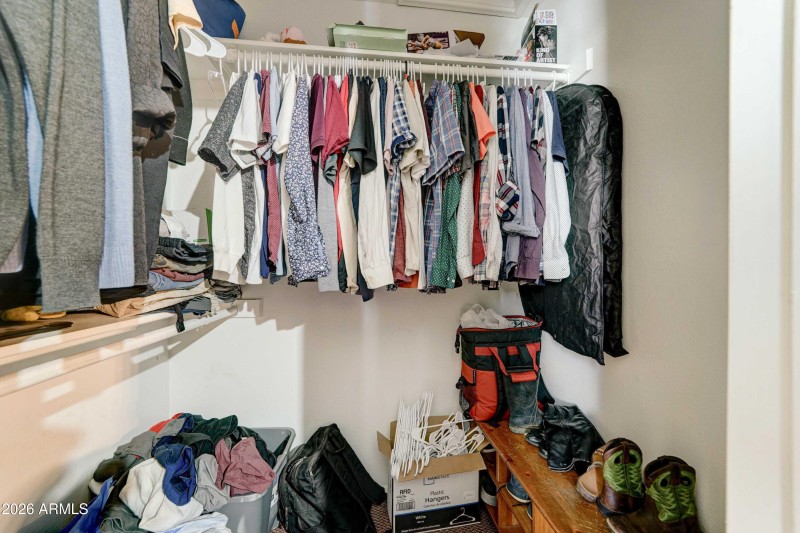 10002 W Mariposa St-16