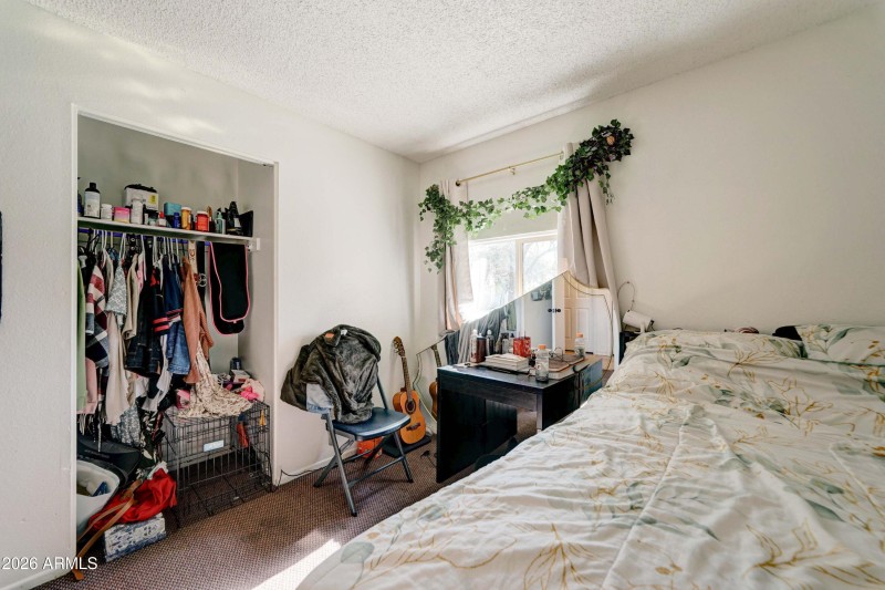 10002 W Mariposa St-20