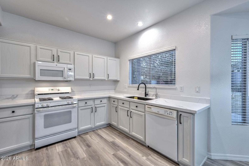 Night-Kitchen Range