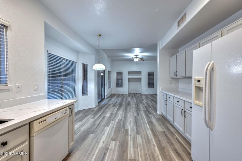 Night-Kichen-Family Room