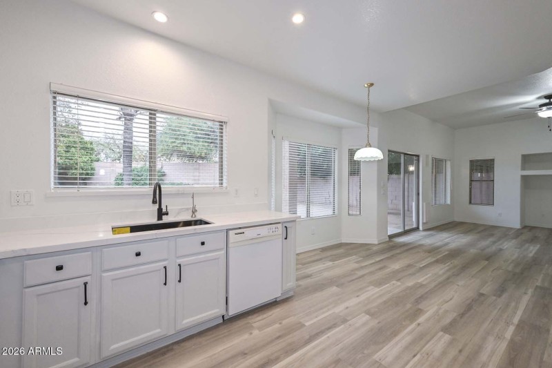 Kitchen-Breakfast Room