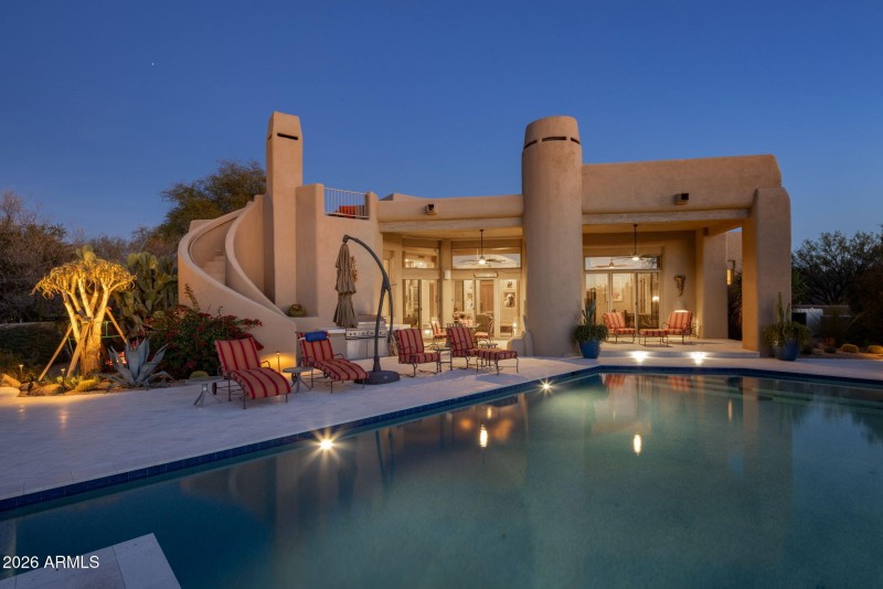 Main House with Pool & Hot Tub