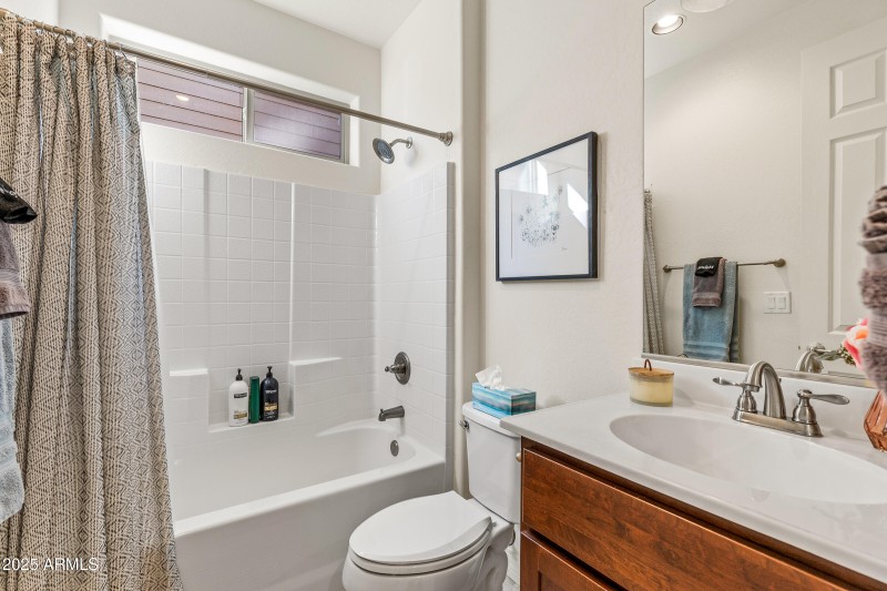 Full Guest Bathroom on Main Floor