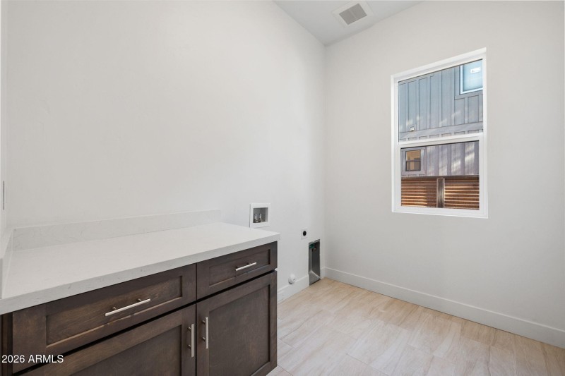 12-Laundry Room
