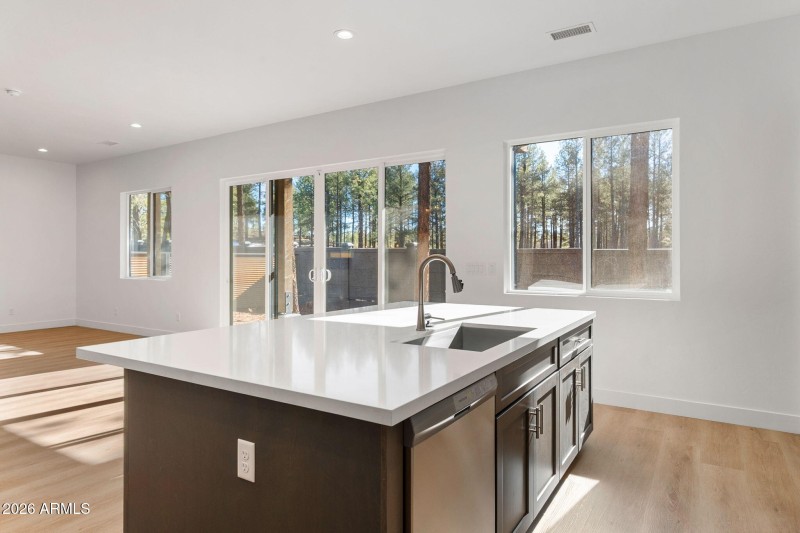 27-Kitchen (5)