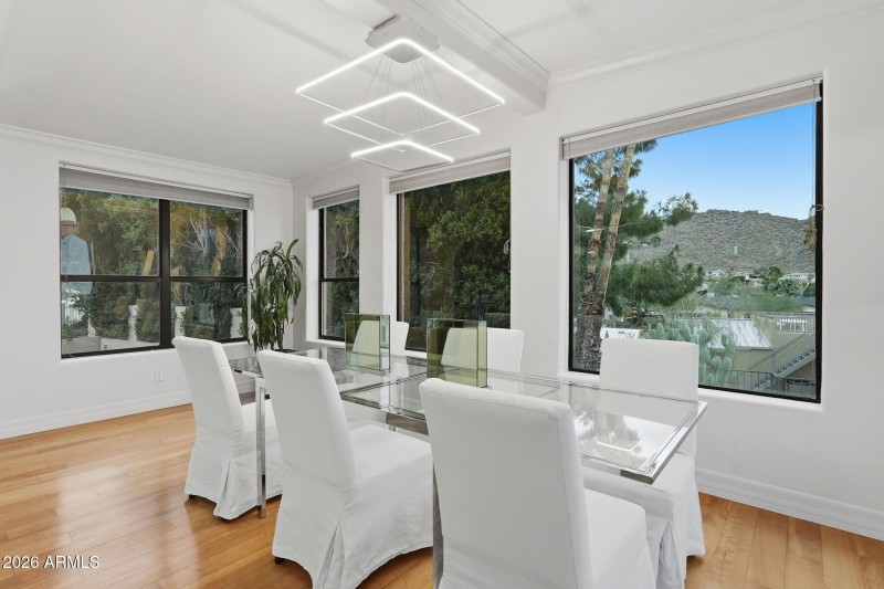 014_Dining Room