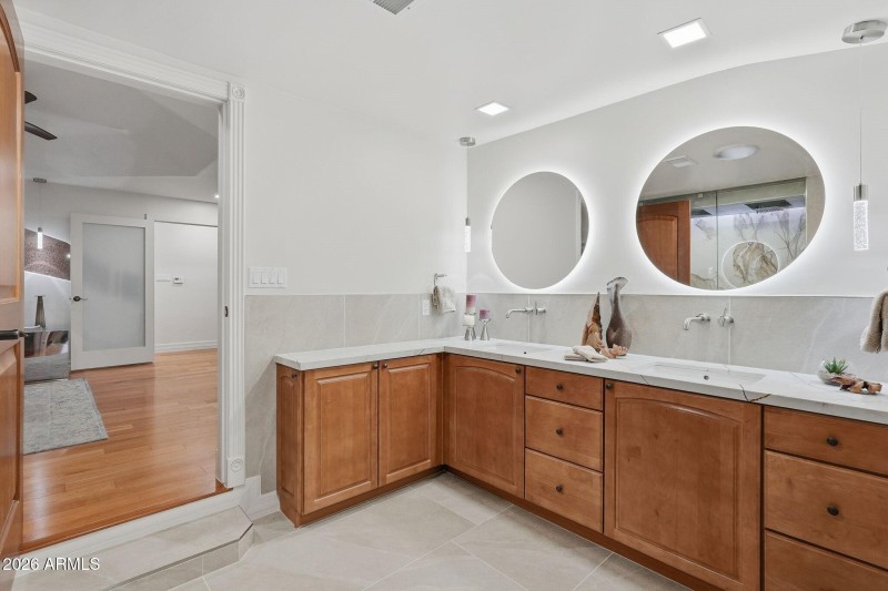 028_Primary Ensuite