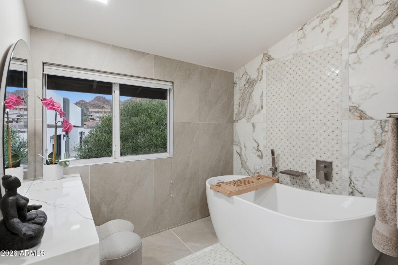 029_Primary Ensuite