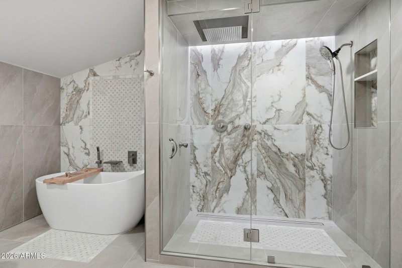 030_Primary Ensuite