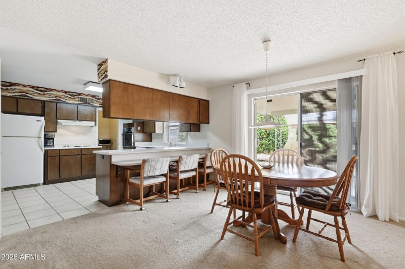 Kitchen/Dining