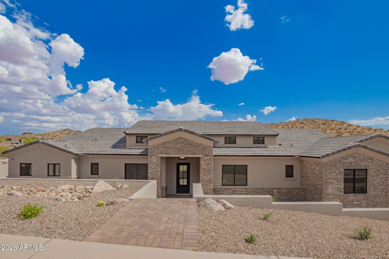 01 - Canyon Vista