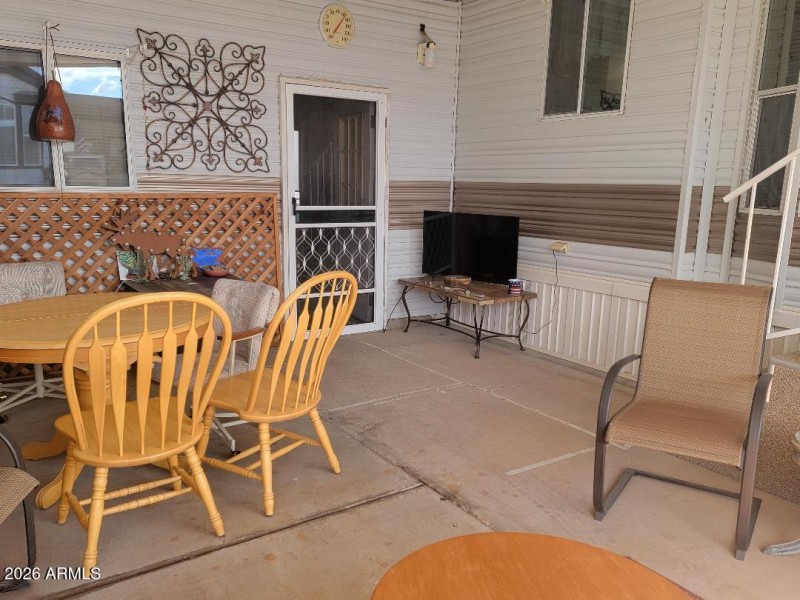 220 carport -patio