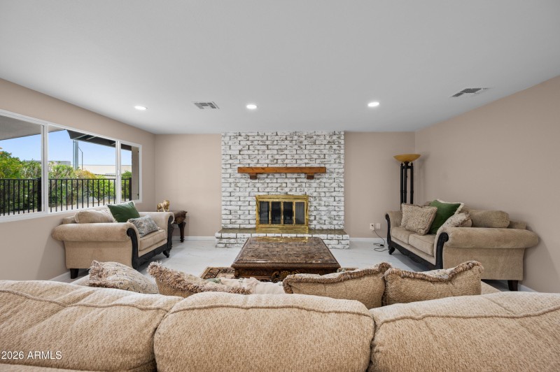 297 S Hacienda Cir Litchfield Park AZ 85