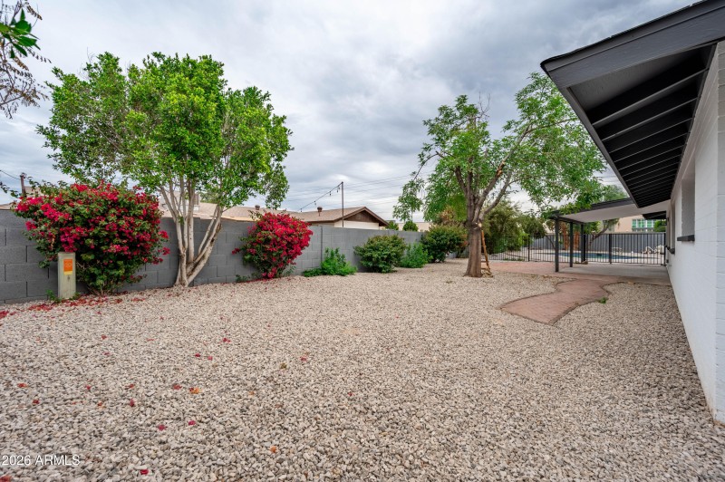 297 S Hacienda Cir Litchfield Park AZ 85