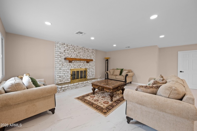 297 S Hacienda Cir Litchfield Park AZ 85