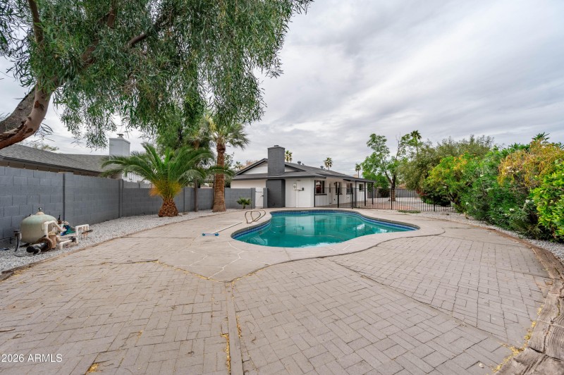 297 S Hacienda Cir Litchfield Park AZ 85
