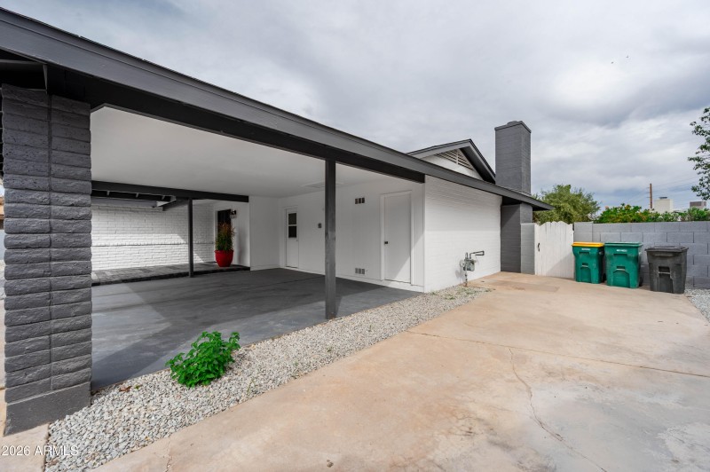 297 S Hacienda Cir Litchfield Park AZ 85