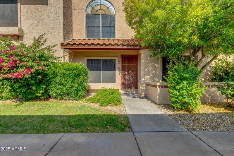 kelton ln ext -3