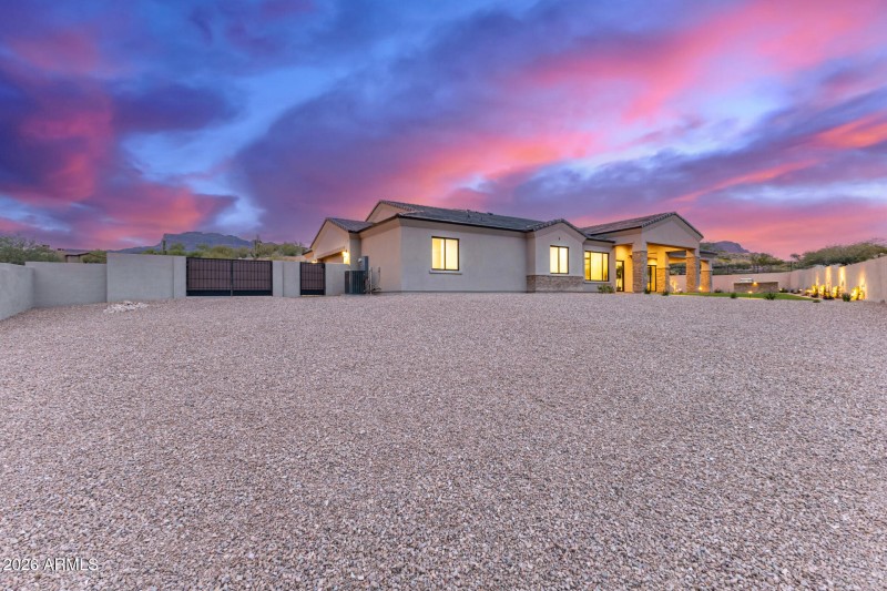 13 - Canyon Vista