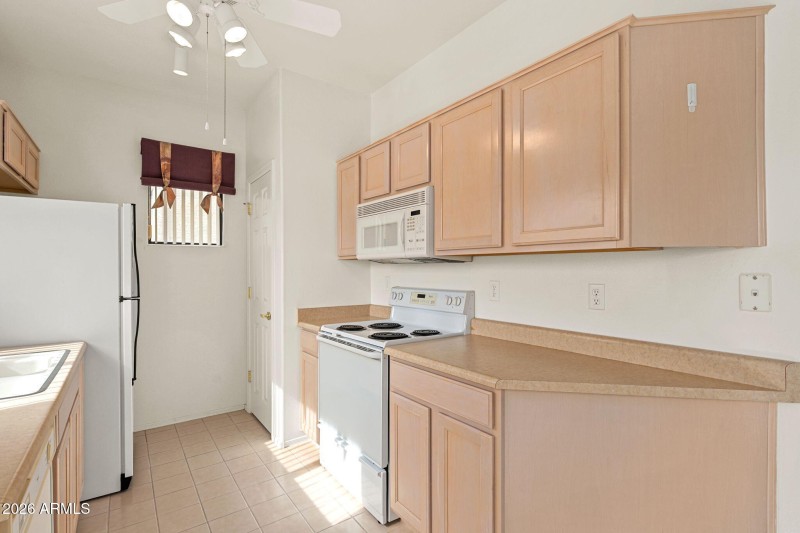 13644 N Saguaro Blvd Unit 202 - 11