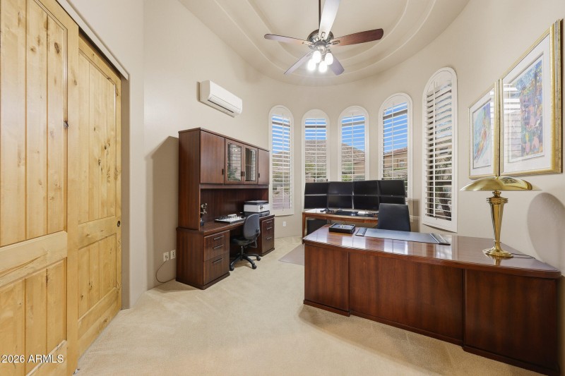 Den / 4th Bedroom