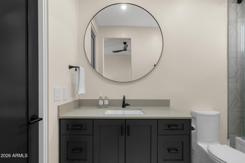 47guest bath1