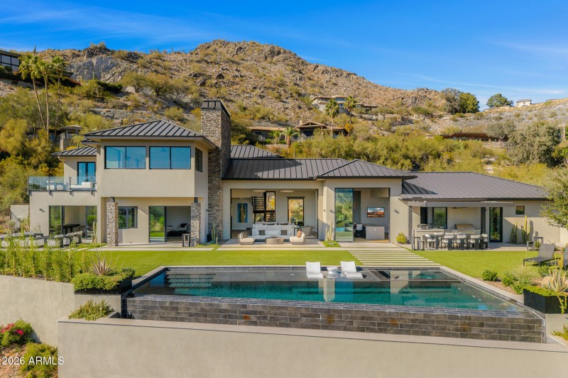 55backyard mountain views_indoor outdoor