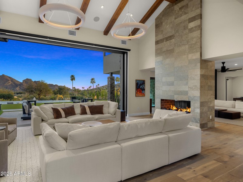 68great room mountain views_twilight