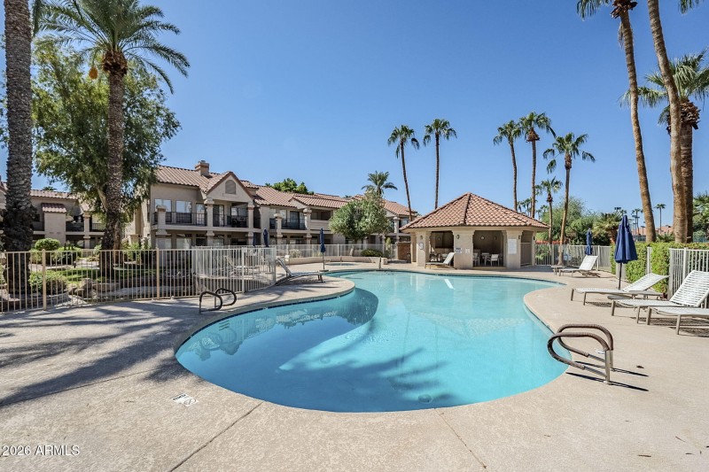 57-web-or-mls-Linda-57