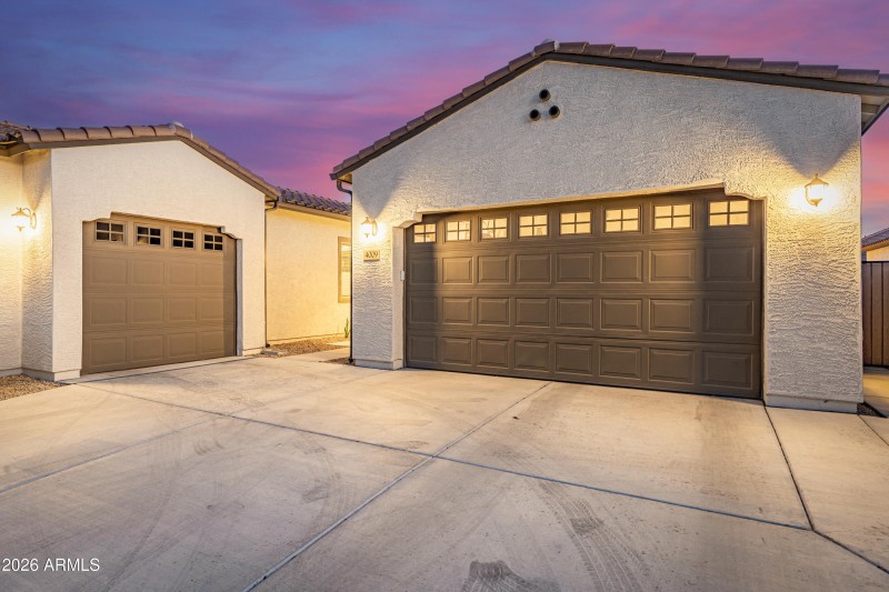 3 Car Garage