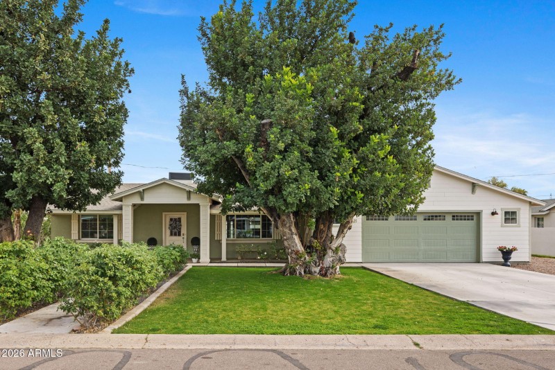1-web-or-mls-3621-n-kachina-ln