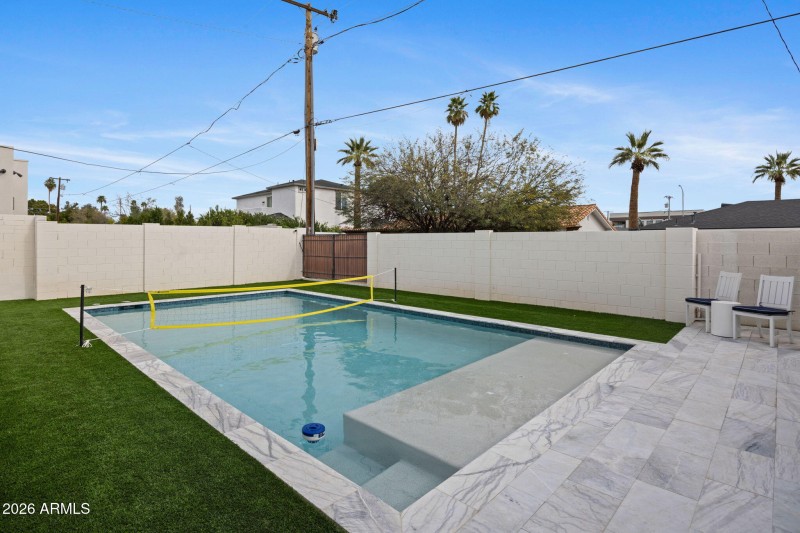 40-web-or-mls-3621-n-kachina-ln
