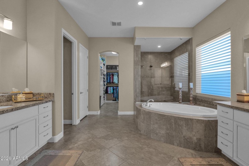 3746 Azalea - 29Primary Bathroom