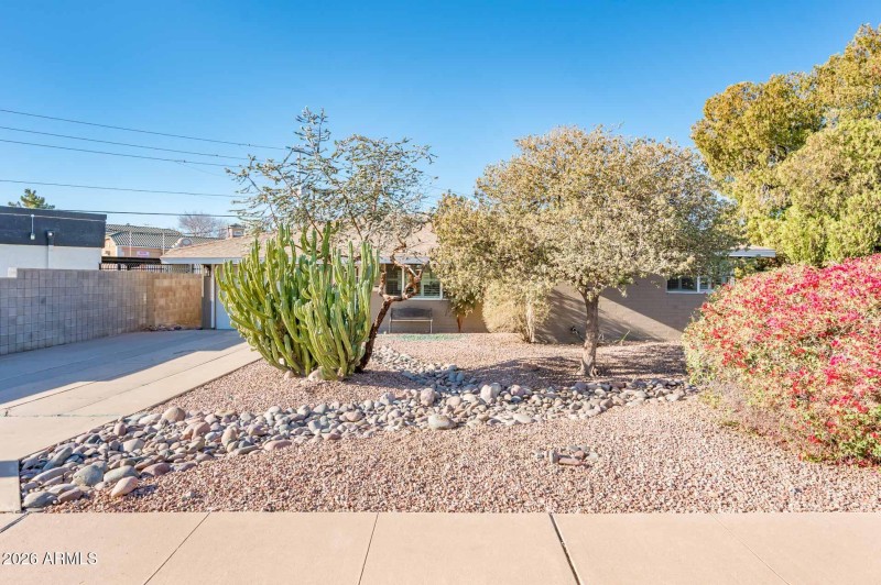 4112 N 6th Ave - MLS-3