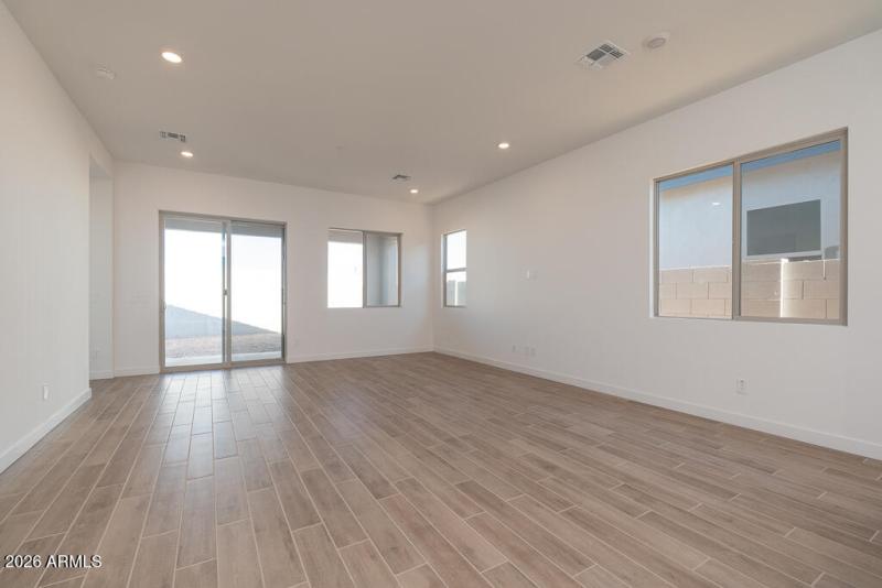 Tri Pointe Soleo 620 - Great Room-1MLS