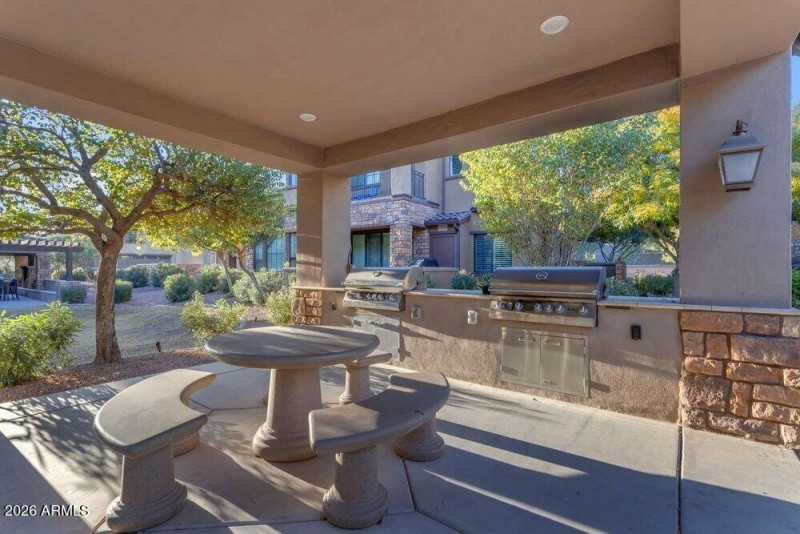 043_051_77-web-or-mls-fultonneighborhood