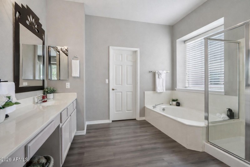 Primary Bath - Paint Refresh