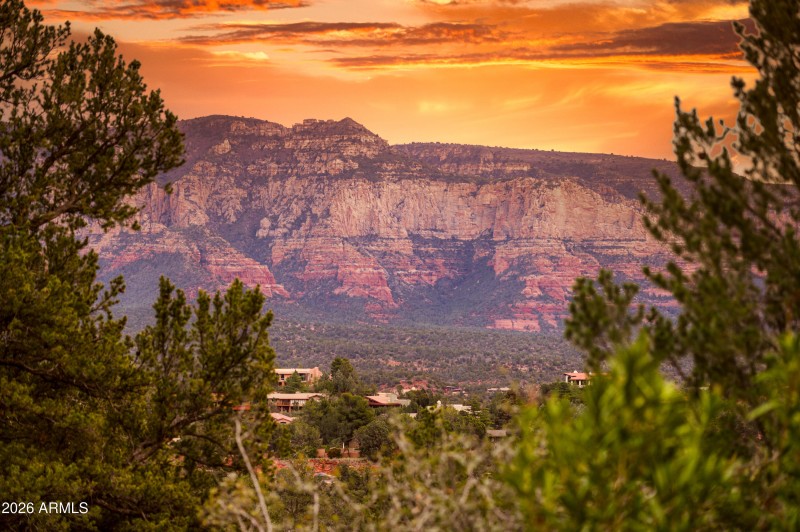 Red Rock Horizon