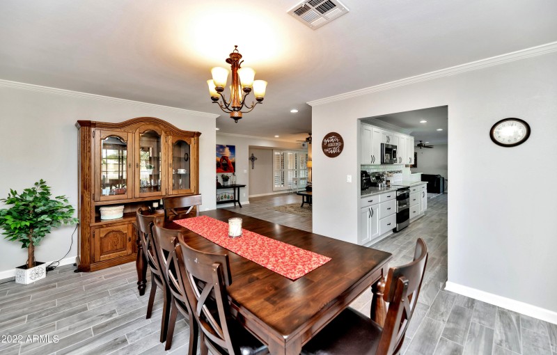 DINING ROOM VIEW