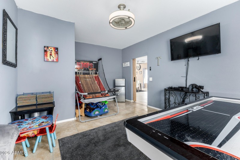 48 -Hilton