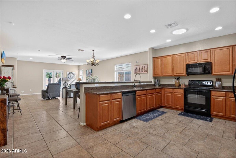 08-Kitchen