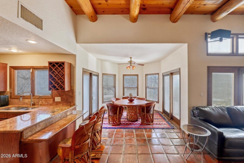 1366 East Cottonwood Lane-081073