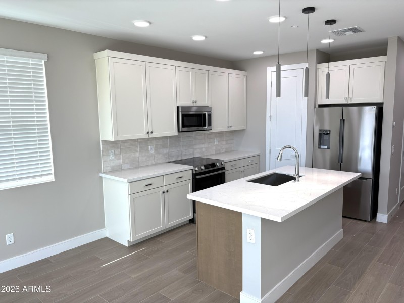 Kitchen 2