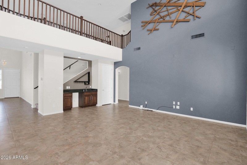 15 Family Room + Wet Bar