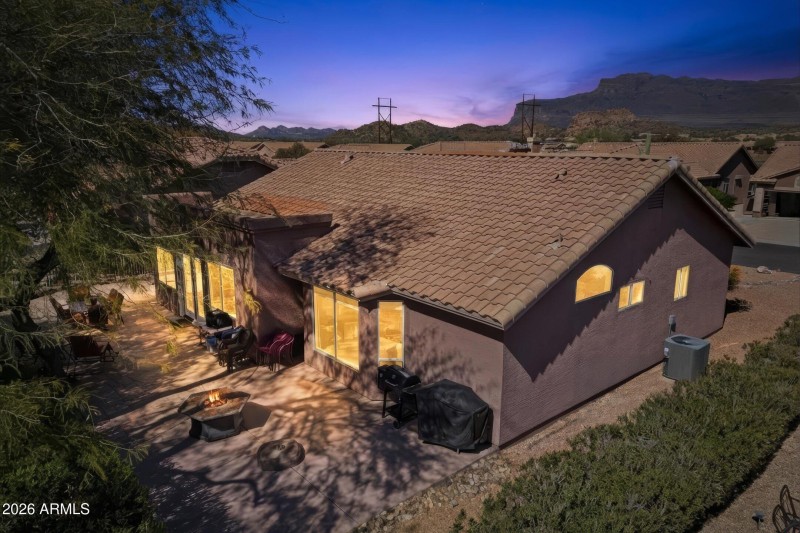02-DJI_0824_twilight_ecf3d4a1-d99d-4aa2-