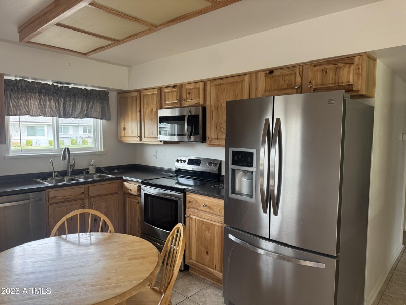Kitchen Pic 3