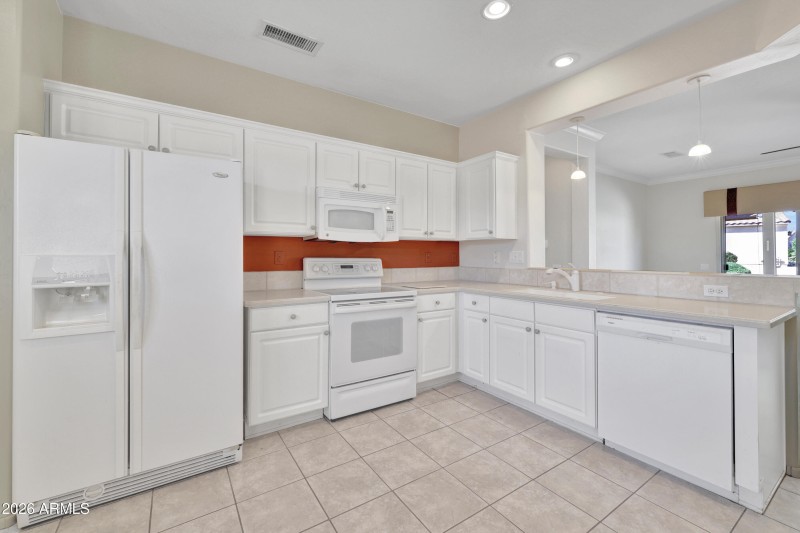 Convenient Kitchen