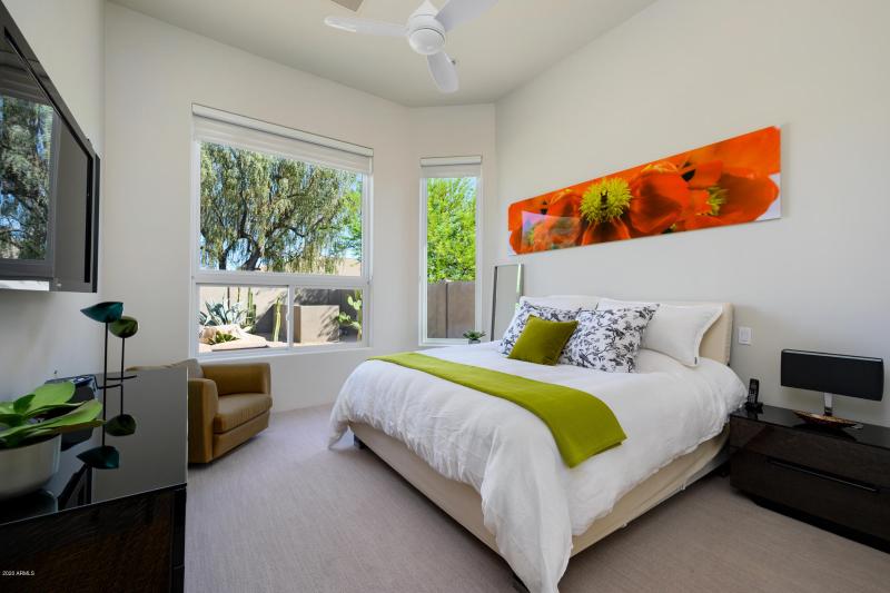 Beautiful Guest suite