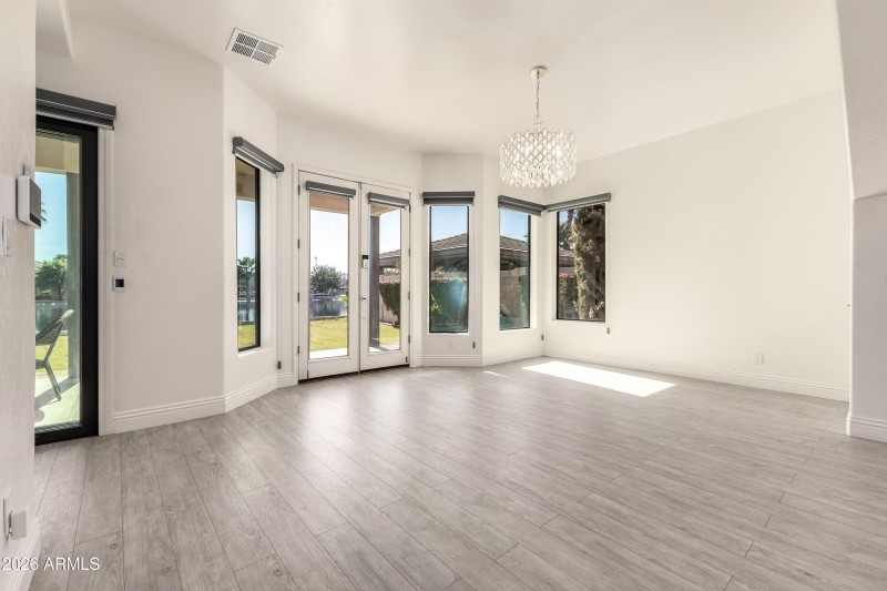 Formal dinning area