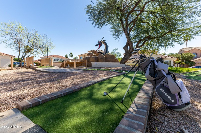 Community mini golf with fountain